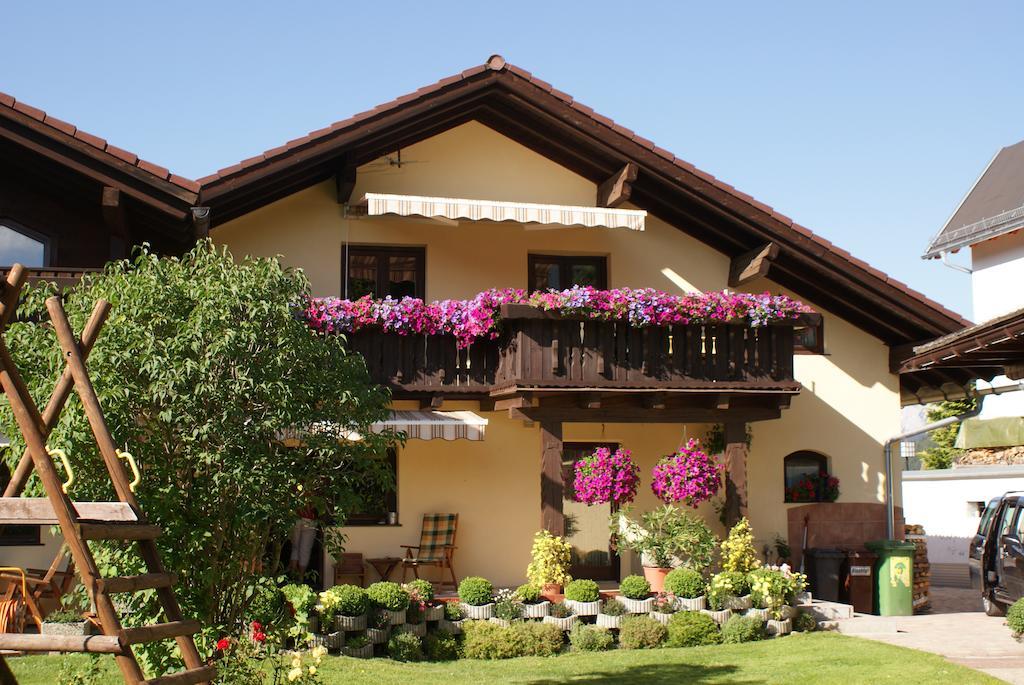 Haus Steinroeschen Apartment Зеефелд в Тирол Екстериор снимка