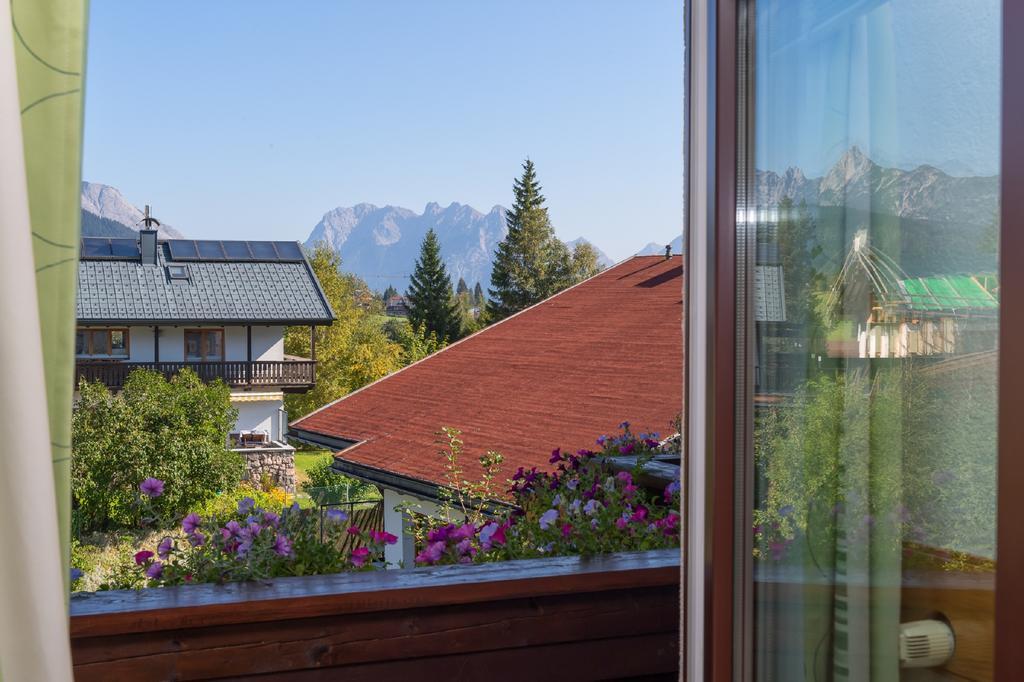 Haus Steinroeschen Apartment Зеефелд в Тирол Екстериор снимка